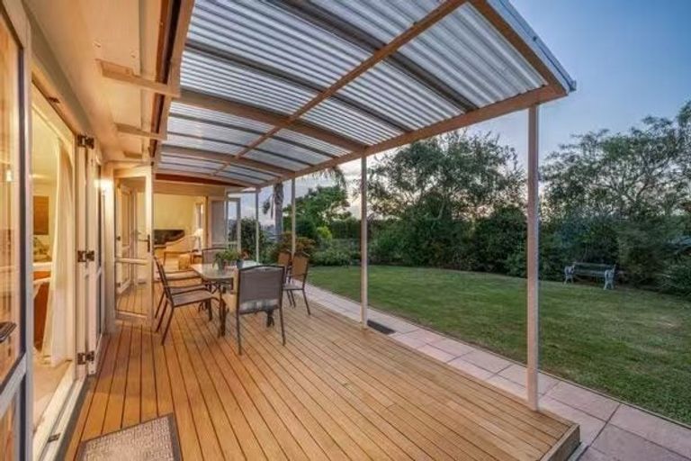 Photo of property in 67 Westerham Drive, Dannemora, Auckland, 2016