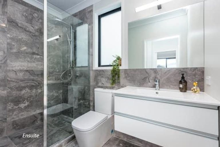 Photo of property in 13 Armadale Street, Mosgiel, 9024