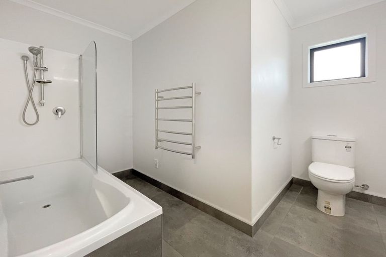 Photo of property in 144 Sandwich Road, St Andrews, Hamilton, 3200