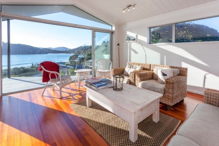 Photo of property in 14 Panorama Avenue, Paihia, 0200