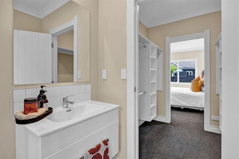 Photo of property in 22 Maple Crescent, Whalers Gate, New Plymouth, 4310