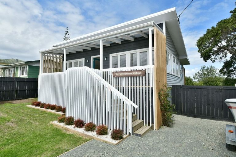 Photo of property in 1339 Whangaparaoa Road, Army Bay, Whangaparaoa, 0930