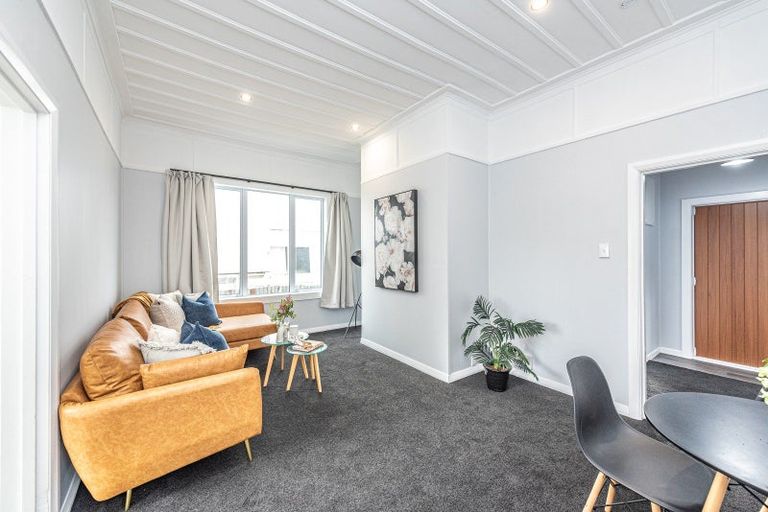 Photo of property in 14 Lowther Street, Whanganui, 4500