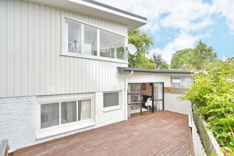 Photo of property in 6 Medbury Terrace, Fendalton, Christchurch, 8041