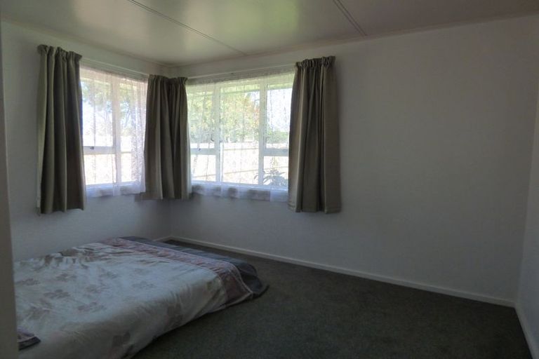 Photo of property in 11 Lloyd Avenue, Papatoetoe, Auckland, 2025
