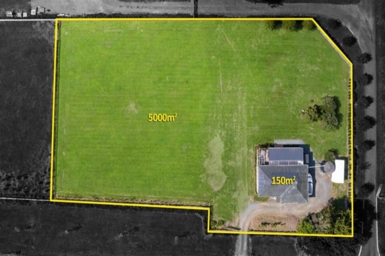 Photo of property in 212 Monument Road, Clevedon, Papakura, 2582