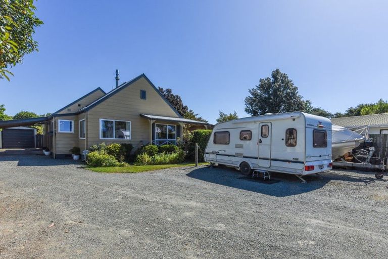 Photo of property in 16 Hollis Place, Brightwater, 7022