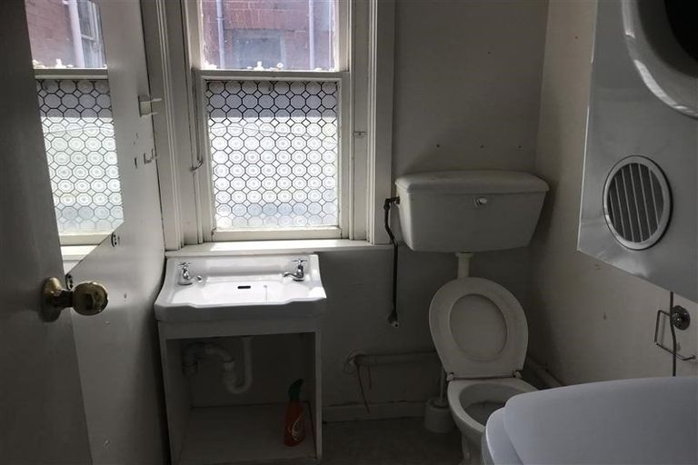 Photo of property in 8 Riego Street, North Dunedin, Dunedin, 9016