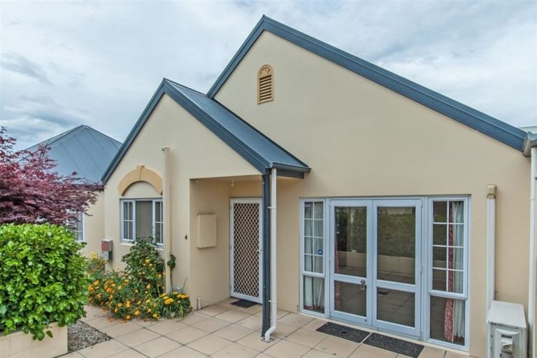 Photo of property in 4/55 Parade Court, Addington, Christchurch, 8024