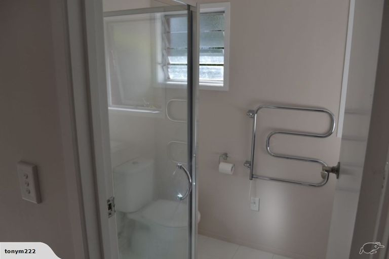 Photo of property in 2/57 Francis Street, Hauraki, Auckland, 0622