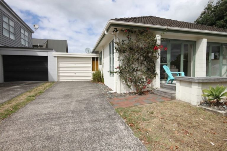 Photo of property in 1b Bagnall Place, Pauanui, Hikuai, 3579