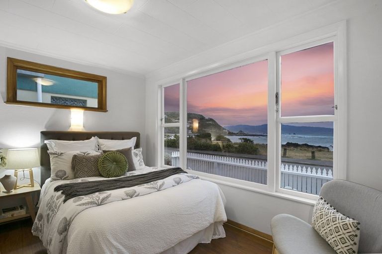 Photo of property in 128 Owhiro Bay Parade, Owhiro Bay, Wellington, 6023