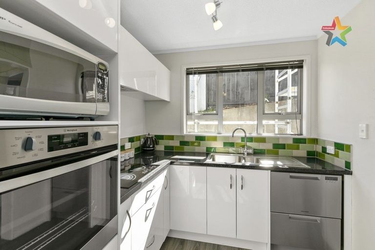 Photo of property in 43a Cypress Drive, Maungaraki, Lower Hutt, 5010