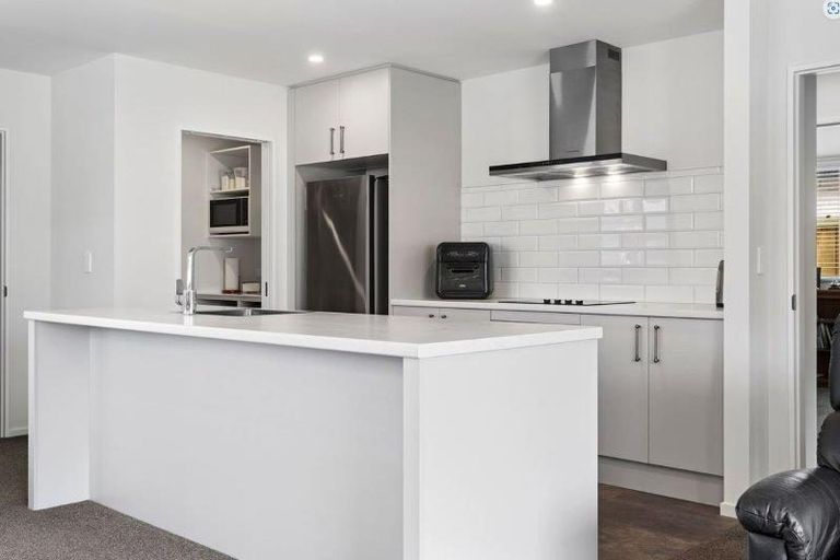 Photo of property in 2 Stonyer Street, Woodend, 7610