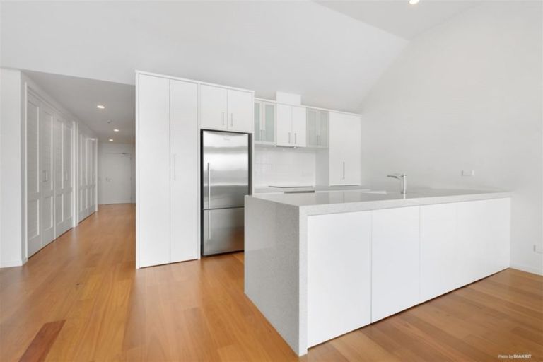 Photo of property in 26 Harbour Village Drive, Gulf Harbour, Whangaparaoa, 0930