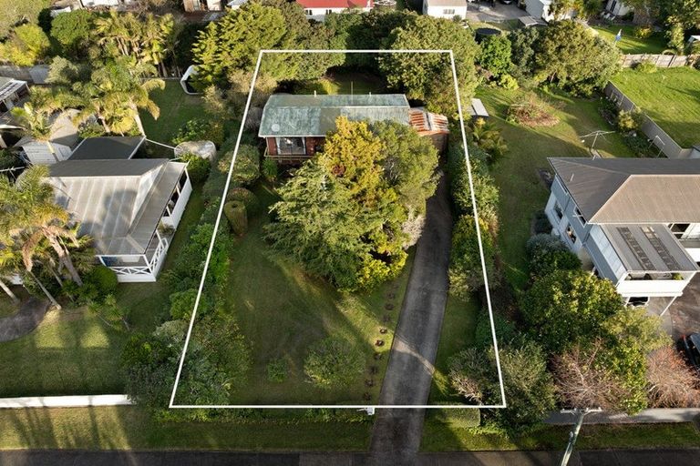 Photo of property in 127 Second View Avenue, Beachlands, Auckland, 2018