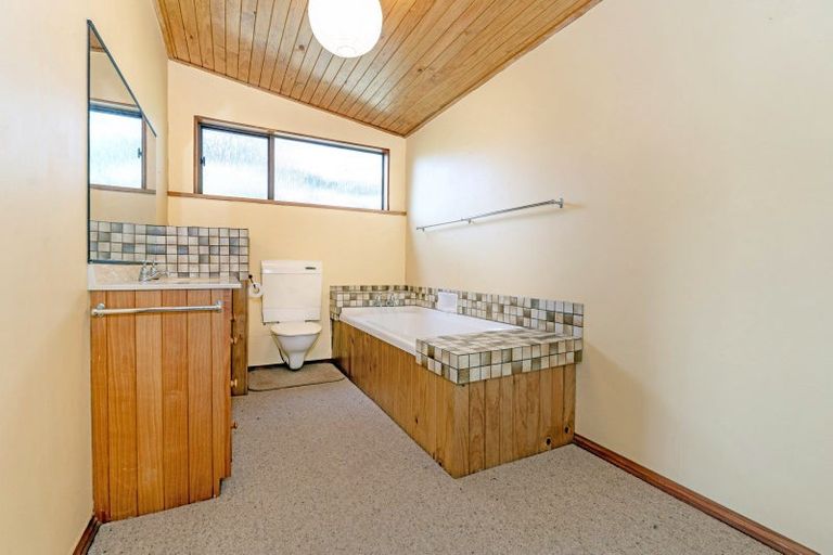 Photo of property in 23 Parker Lane, Makaraka, Gisborne, 4010