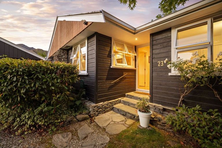 Photo of property in 23 Criterion Street, Arrowtown, 9302