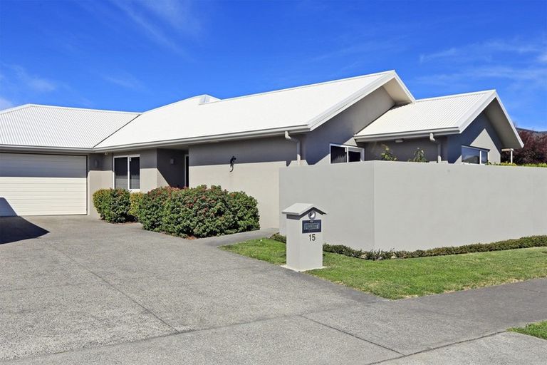 Photo of property in 15 Akaroa Road, Poraiti, Napier, 4112