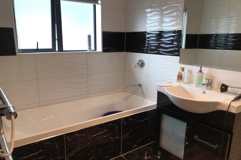 Photo of property in 5a Motatau Road, Papatoetoe, Auckland, 2025