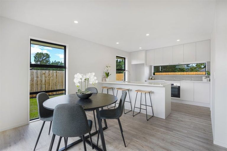 Photo of property in 1 Ella Street, Rolleston, 7614