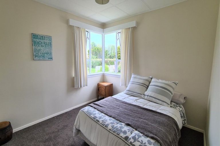 Photo of property in 18 Gisborne Terrace, Opunake, 4616