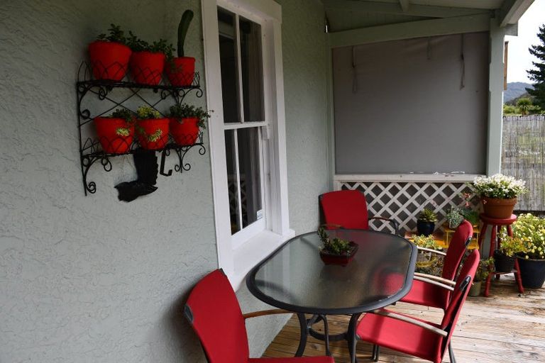 Photo of property in 8 Gladstone Street, Seddonville, Westport, 7891