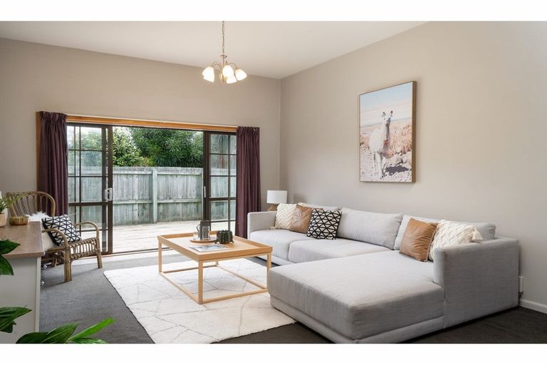 Photo of property in 1/52 Donegal Street, Belfast, Christchurch, 8051