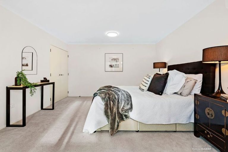 Photo of property in 83m Hill Street, Thorndon, Wellington, 6011