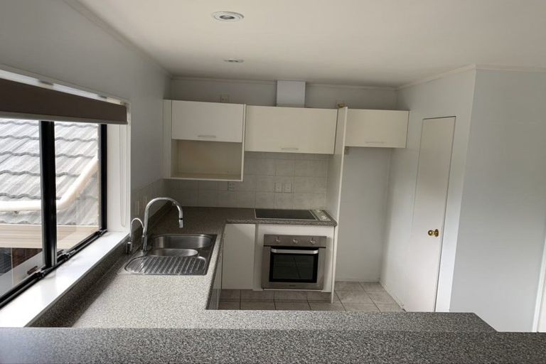Photo of property in 2/12 Belmont Terrace, Milford, Auckland, 0620
