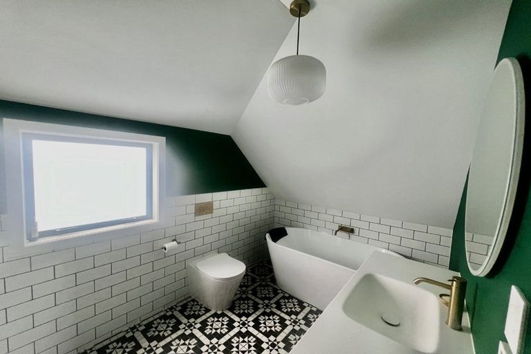 Photo of property in 6 Trilids Lane, Churton Park, Wellington, 6037