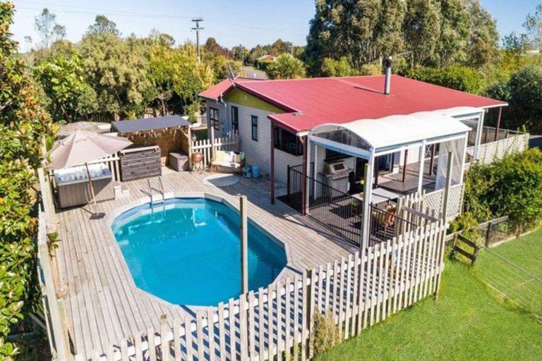 Photo of property in 127 Patumahoe Road, Patumahoe, Pukekohe, 2678