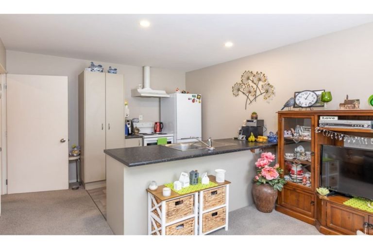 Photo of property in 3/16 Belfast Road, Belfast, Christchurch, 8051