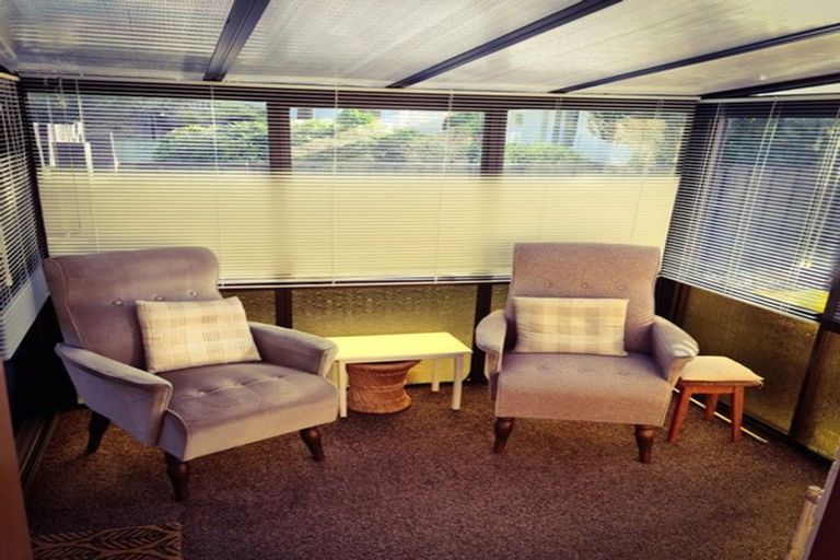 Photo of property in 27 Royal Crescent, Saint Kilda, Dunedin, 9012