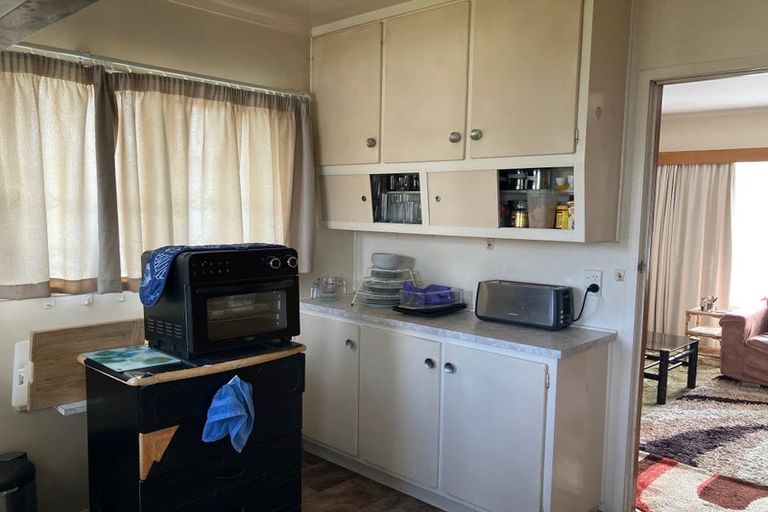 Photo of property in 1/765 Beach Road, Browns Bay, Auckland, 0630