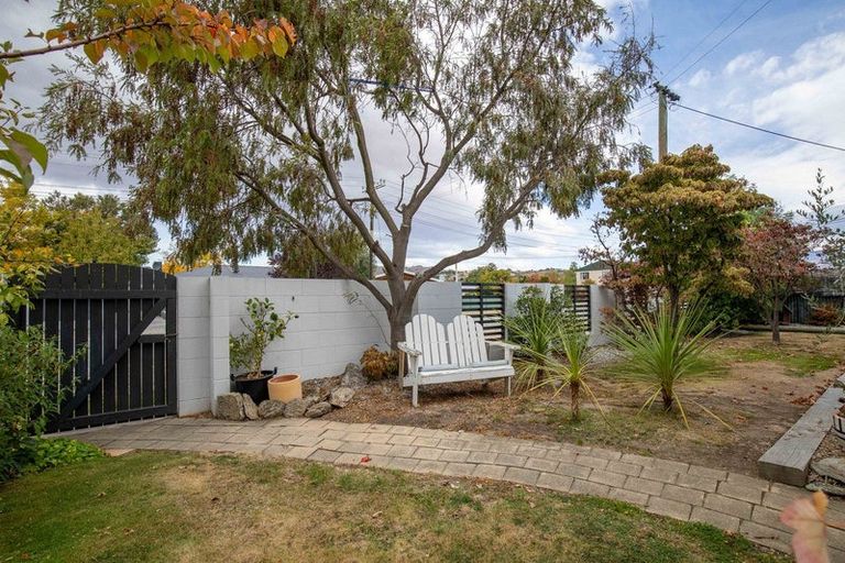Photo of property in 22 Clutha Street, Alexandra, 9320