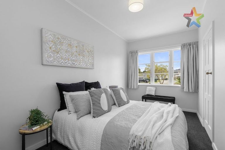 Photo of property in 16 Purser Grove, Fairfield, Lower Hutt, 5011