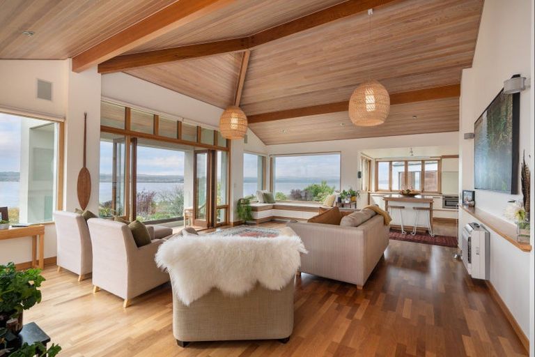 Photo of property in 27 Wakeman Road, Acacia Bay, Taupo, 3330