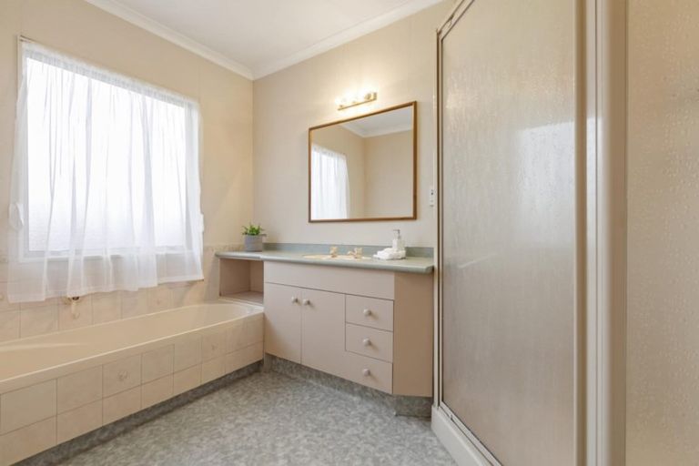 Photo of property in 280b Oceanbeach Road, Mount Maunganui, 3116