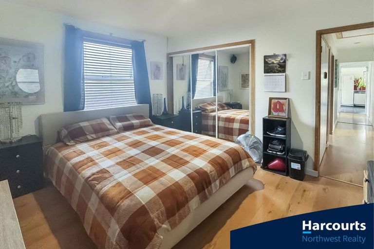 Photo of property in 46a Valonia Street, New Windsor, Auckland, 0600