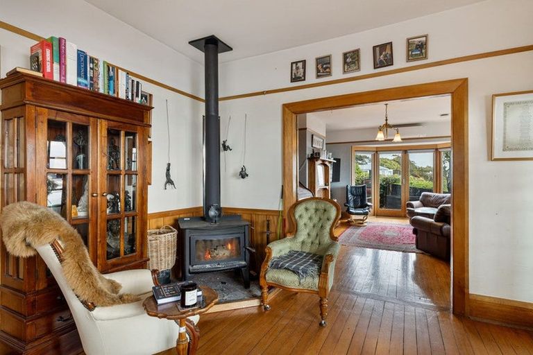 Photo of property in 14 Mccormacks Bay Road, Mount Pleasant, Christchurch, 8081