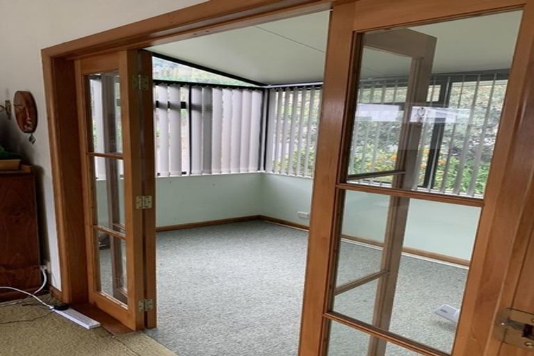 Photo of property in 1a Harvey Road, Bluff Hill, Napier, 4110