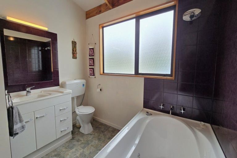 Photo of property in 26 Fraser Street, Ross, 7812