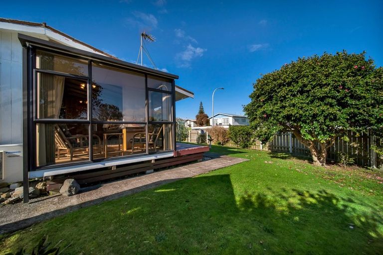 Photo of property in 40 Ihaia Street, Waitara, 4320