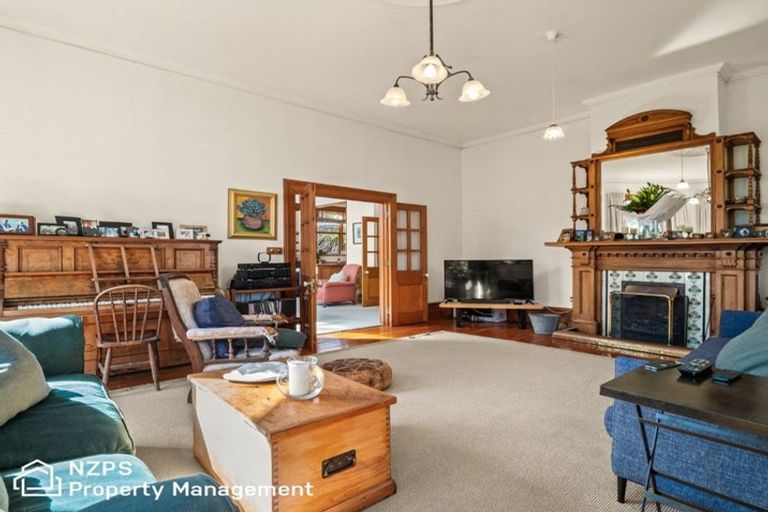 Photo of property in 44 Glendevon Place, Vauxhall, Dunedin, 9013