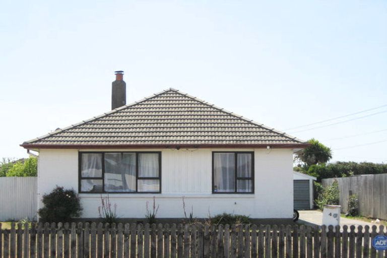 Photo of property in 4 Betty Place, Aranui, Christchurch, 8061