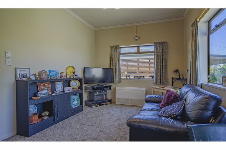 Photo of property in 12 Hatton Street, West End, Timaru, 7910