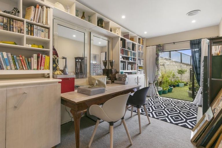 Photo of property in 23 Meadowbank Drive, Belmont, Lower Hutt, 5010