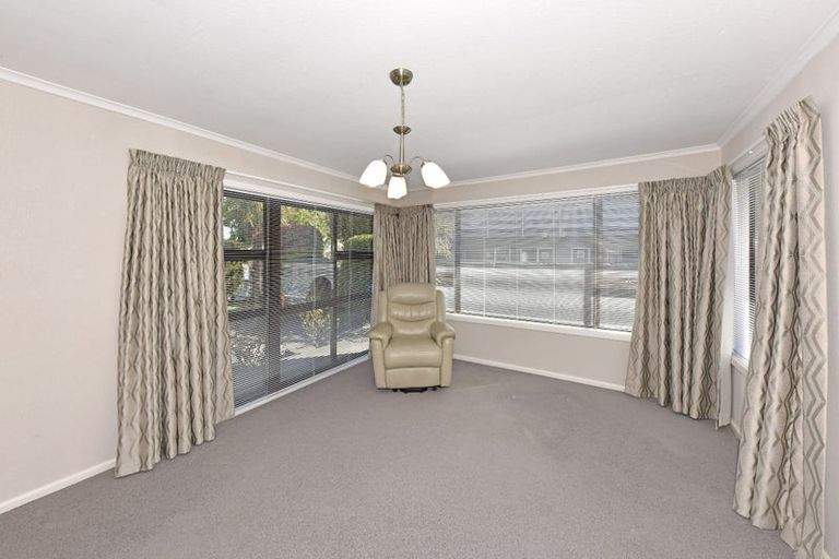 Photo of property in 24 Greenhurst Street, Sockburn, Christchurch, 8042