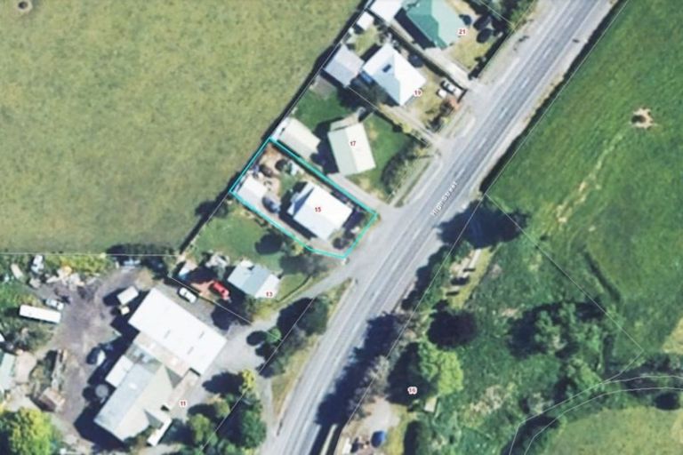 Photo of property in 15 High Street, Eltham, 4322